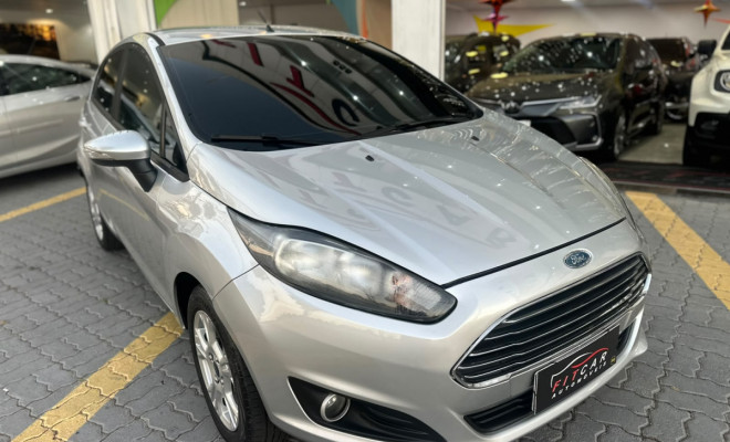 Ford Fiesta SEL 1.6 16V Flex  Aut. 5p 2018 Flex-4