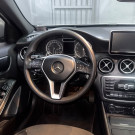 Mercedes-Benz A 200 1.6 TURBO 2014 Gasolina-10