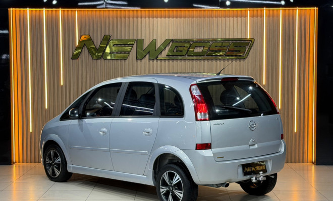 GM - Chevrolet Meriva 1.8/ CD 1.8 MPFI 16V 122cv 5p 2004 Gasolina-2