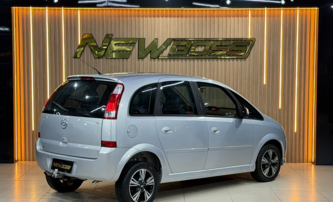 GM - Chevrolet Meriva 1.8/ CD 1.8 MPFI 16V 122cv 5p 2004 Gasolina-0