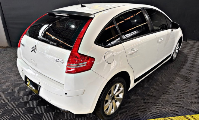 Citroën C4 PALLAS GLX 2.0/2.0 Flex 16V Mec. 2012 Flex-1
