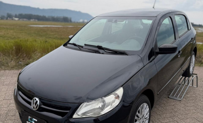 VW - VolksWagen Gol (novo) 1.0 Mi Total Flex 8V 4p 2011 Flex-4