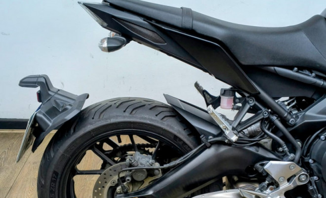 YAMAHA MT-09 850cc/ABS 2025 Gasolina-5