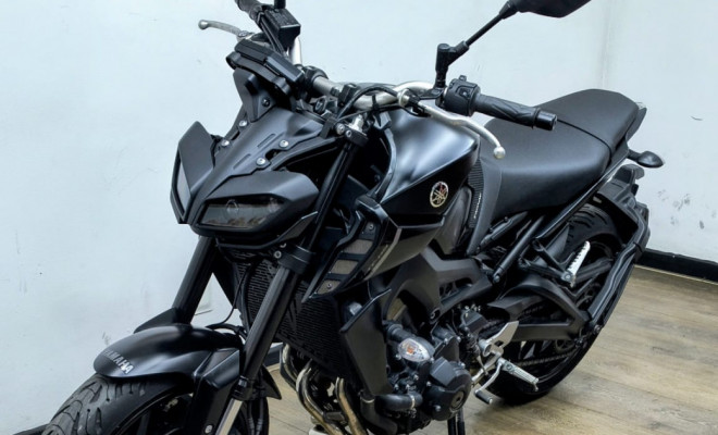 YAMAHA MT-09 850cc/ABS 2025 Gasolina-2