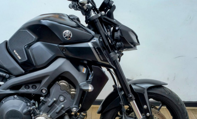 YAMAHA MT-09 850cc/ABS 2025 Gasolina-6