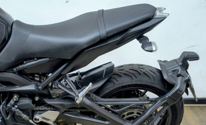 YAMAHA MT-09 850cc/ABS 2025 Gasolina-8