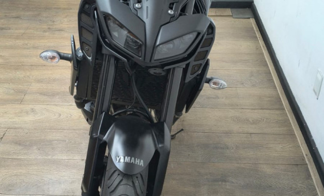 YAMAHA MT-09 850cc/ABS 2025 Gasolina-1