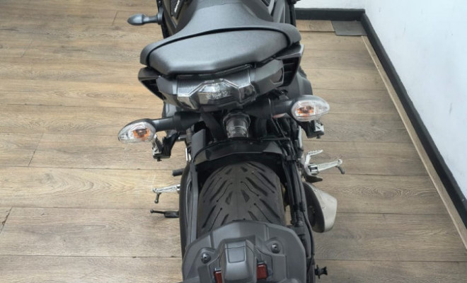 YAMAHA MT-09 850cc/ABS 2025 Gasolina-10