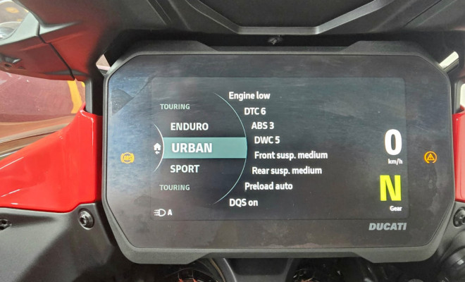 DUCATI MULTISTRADA 1160 V4S 2023 Gasolina-9