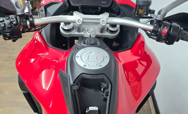 DUCATI MULTISTRADA 1160 V4S 2023 Gasolina-13