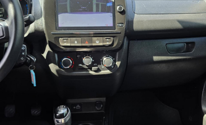 Renault KWID Intense 1.0 Flex 12V 5p Mec. 2023 Flex-10