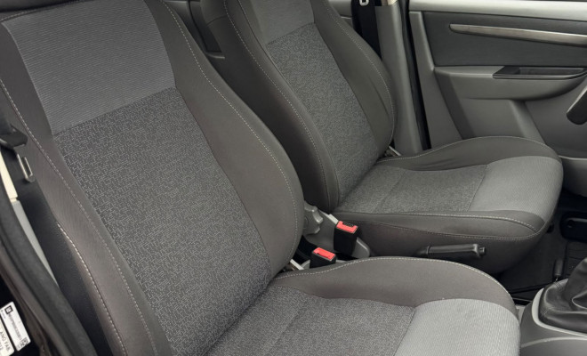 GM - Chevrolet PRISMA  Sed. Maxx/ LT 1.4 8V ECONOF. 4p 2012 Gasolina-6