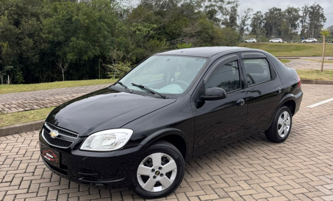GM - Chevrolet PRISMA  Sed. Maxx/ LT 1.4 8V ECONOF. 4p 2012 Gasolina