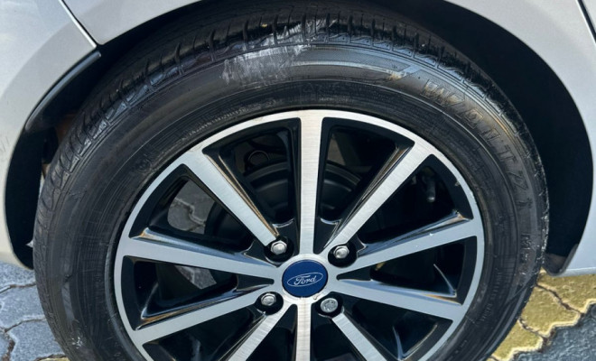 Ford Fiesta SEL Style 1.0 EcoBoost Aut . 5p 2018 Flex-10