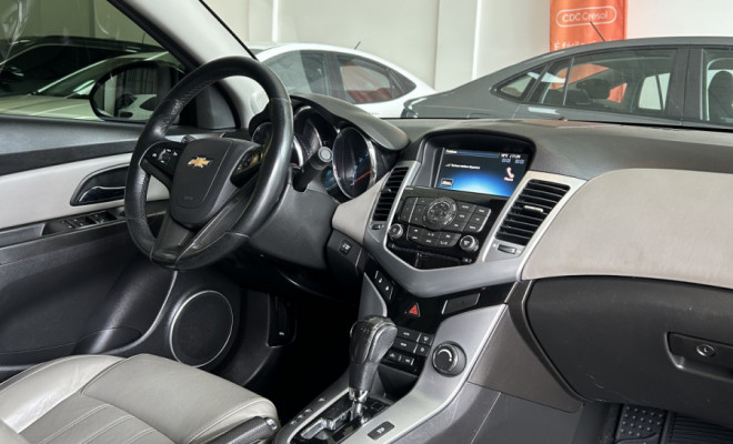 GM - Chevrolet CRUZE LTZ 1.8 16V FlexPower 4p Aut. 2012 Flex-8