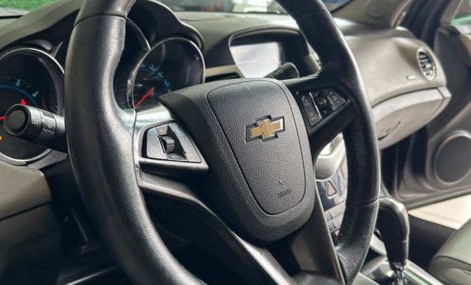 GM - Chevrolet CRUZE LTZ 1.8 16V FlexPower 4p Aut. 2012 Flex-14