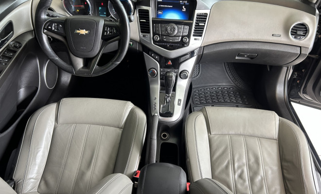 GM - Chevrolet CRUZE LTZ 1.8 16V FlexPower 4p Aut. 2012 Flex-10