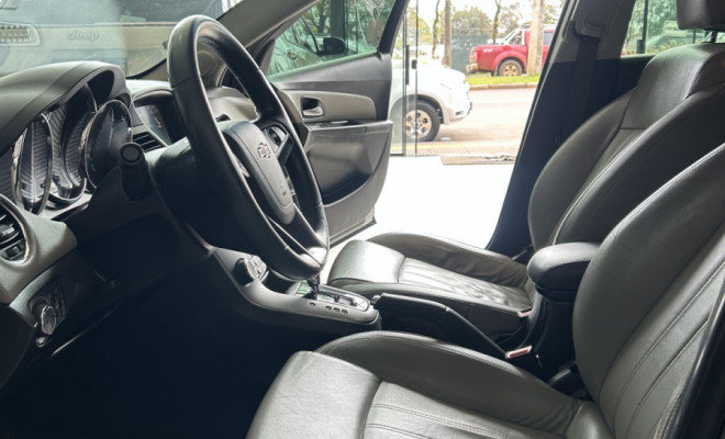 GM - Chevrolet CRUZE LTZ 1.8 16V FlexPower 4p Aut. 2012 Flex-15