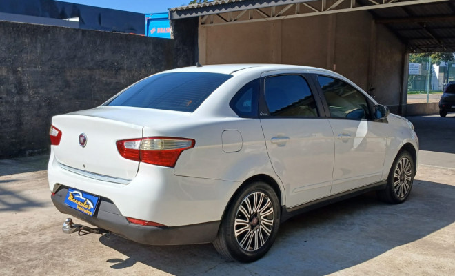 Fiat Grand Siena ATTRAC. 1.4 EVO F.Flex 8V 2013 Flex-1
