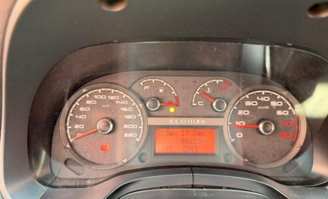 Fiat Strada Adventure1.8/ 1.8 LOCKER Flex CD 2015 Flex-10