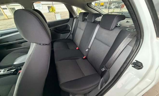 Ford Focus 1.6 S/SE/SE Plus Flex 8V/16V  5p 2011 Flex-6