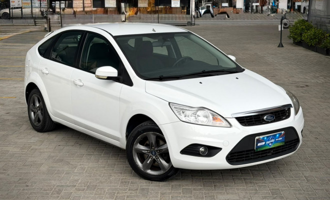 Ford Focus 1.6 S/SE/SE Plus Flex 8V/16V  5p 2011 Flex