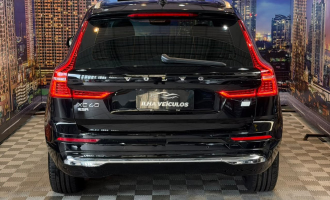 Volvo XC 60 T-8 INSC. EXPRESS. 2.0 (Híbrido) 2022 Híbrido-13