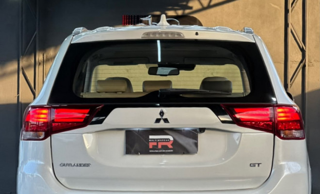 Mitsubishi OUTLANDER 3.0/ GT 3.0 V6 Aut. 2018 Gasolina