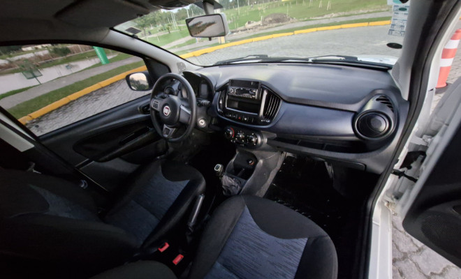 Fiat UNO ATTRACTIVE 1.0 Flex 6V 5p 2017 Flex-7