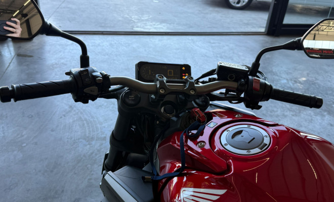 HONDA CB 650R 2024 Gasolina-2