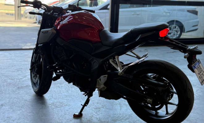 HONDA CB 650R 2024 Gasolina-4