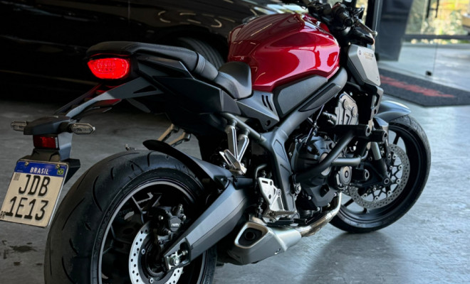 HONDA CB 650R 2024 Gasolina-3