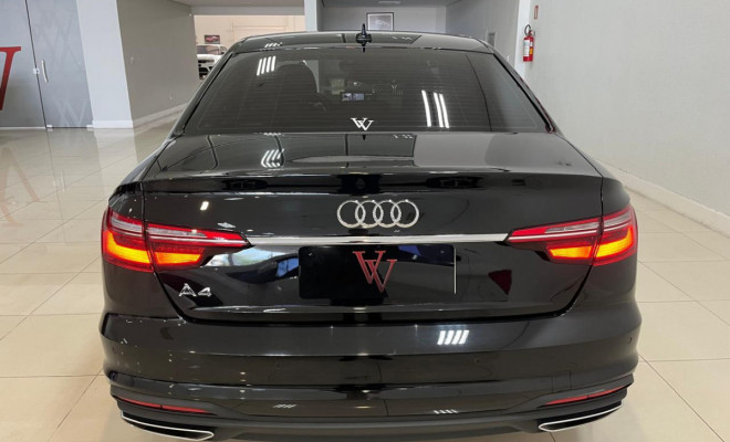 Audi A4 Prestige 2.0 TFSI S-tronic 2023 Gasolina-1