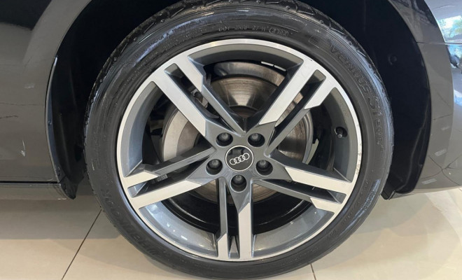 Audi A4 Prestige 2.0 TFSI S-tronic 2023 Gasolina-6