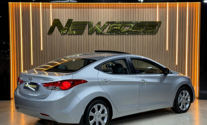 Hyundai Elantra GLS 1.8 16V Aut. 2012 Gasolina-0