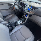 Hyundai Elantra GLS 1.8 16V Aut. 2012 Gasolina-6