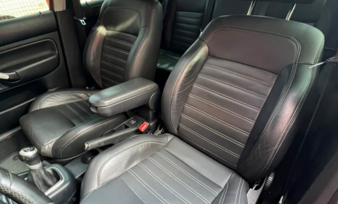 VW - VolksWagen Golf 2.0/ 2.0 Mi Flex Aut/Tiptronic. 2012 Flex-9