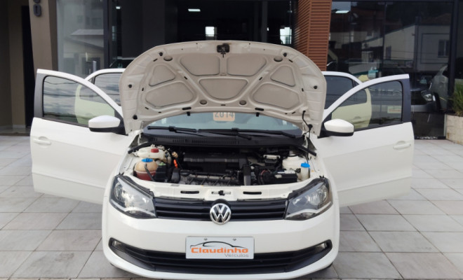 VW - VolksWagen VOYAGE 1.0/1.0 City Mi Total Flex 8V 4p 2014 Flex-5