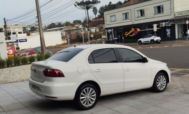VW - VolksWagen VOYAGE 1.0/1.0 City Mi Total Flex 8V 4p 2014 Flex-1