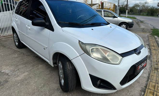 Ford Fiesta SE 1.6 8V Flex - 2014-0