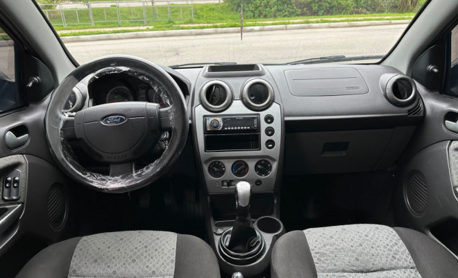 Ford Fiesta SE 1.6 8V Flex - 2014-8