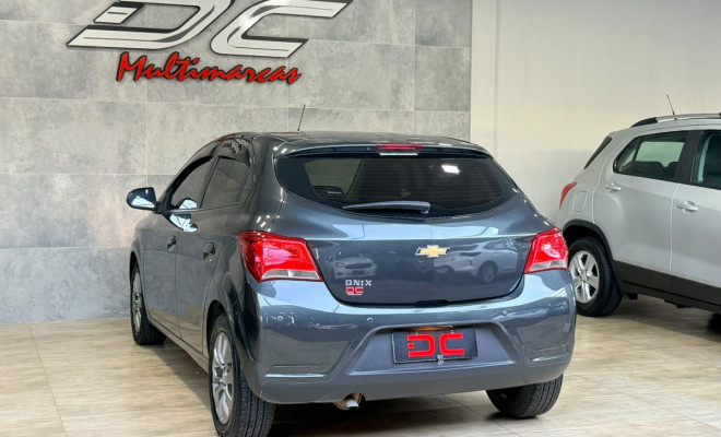 GM - Chevrolet ONIX HATCH ADVANTAGE 1.4 8V Flex 5p Aut. 2019 Flex-1