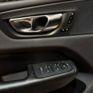 Volvo XC 60 T-8 MOMENTUM 2.0 (Híbrido) 2020 Híbrido-8