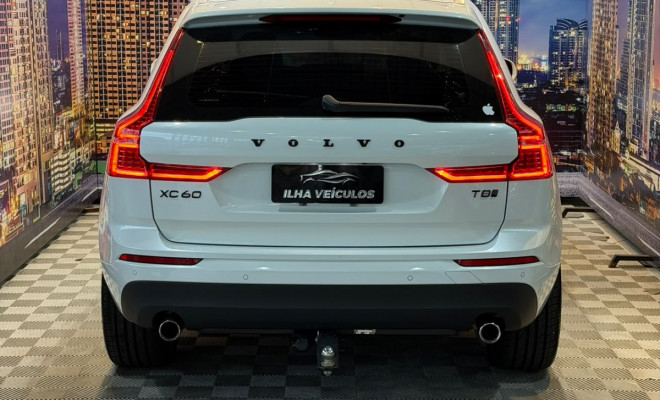 Volvo XC 60 T-8 MOMENTUM 2.0 (Híbrido) 2020 Híbrido-5