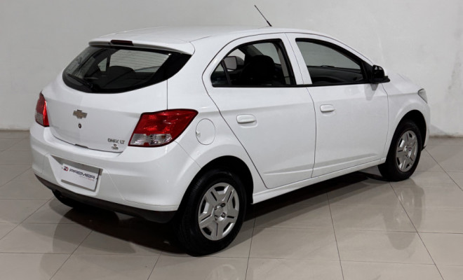 GM - Chevrolet ONIX HATCH LS 1.0 8V FlexPower 5p Mec. 2014 Flex-4