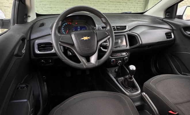 GM - Chevrolet ONIX HATCH LS 1.0 8V FlexPower 5p Mec. 2014 Flex-5