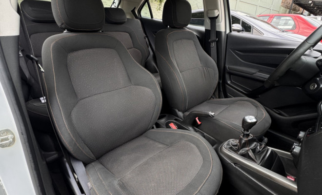 GM - Chevrolet ONIX HATCH LS 1.0 8V FlexPower 5p Mec. 2014 Flex-8