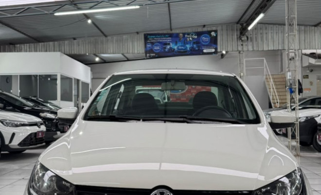 VW - VolksWagen VOYAGE 1.0/1.0 City Mi Total Flex 8V 4p 2014 Flex-1