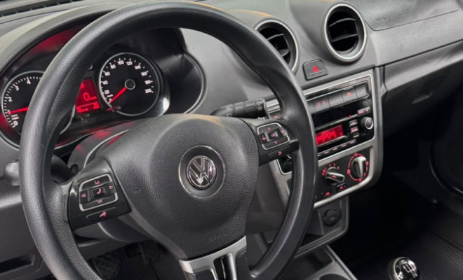 VW - VolksWagen VOYAGE 1.0/1.0 City Mi Total Flex 8V 4p 2014 Flex-10