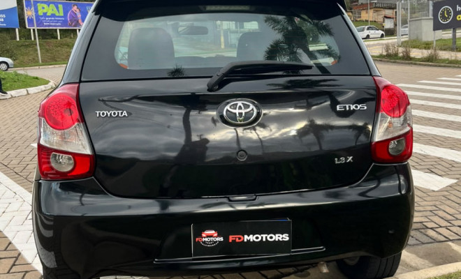 Toyota ETIOS X 1.3 Flex 16V 5p Mec. 2017 Flex-2